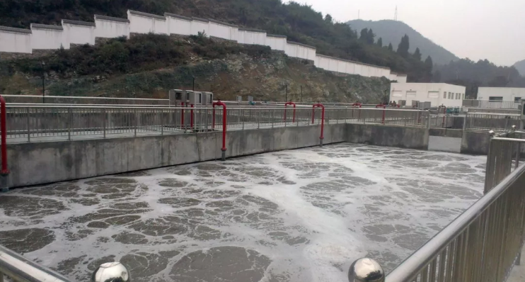 城鎮黑臭河（hé）湧汙（wū）染整治方法與國內外對比研究