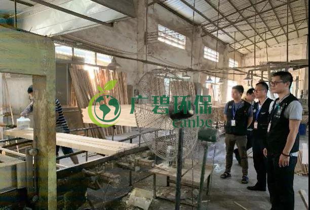 佛市生態環境局順德分局副局長唐菠帶隊開（kāi）展村級工業園環保執法（fǎ）(圖3)